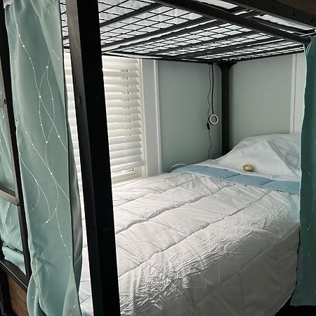 Mycrib Houston Hostel Εξωτερικό φωτογραφία