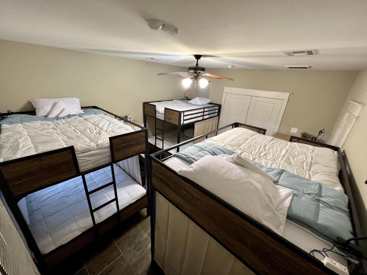 Mycrib Houston Hostel Εξωτερικό φωτογραφία