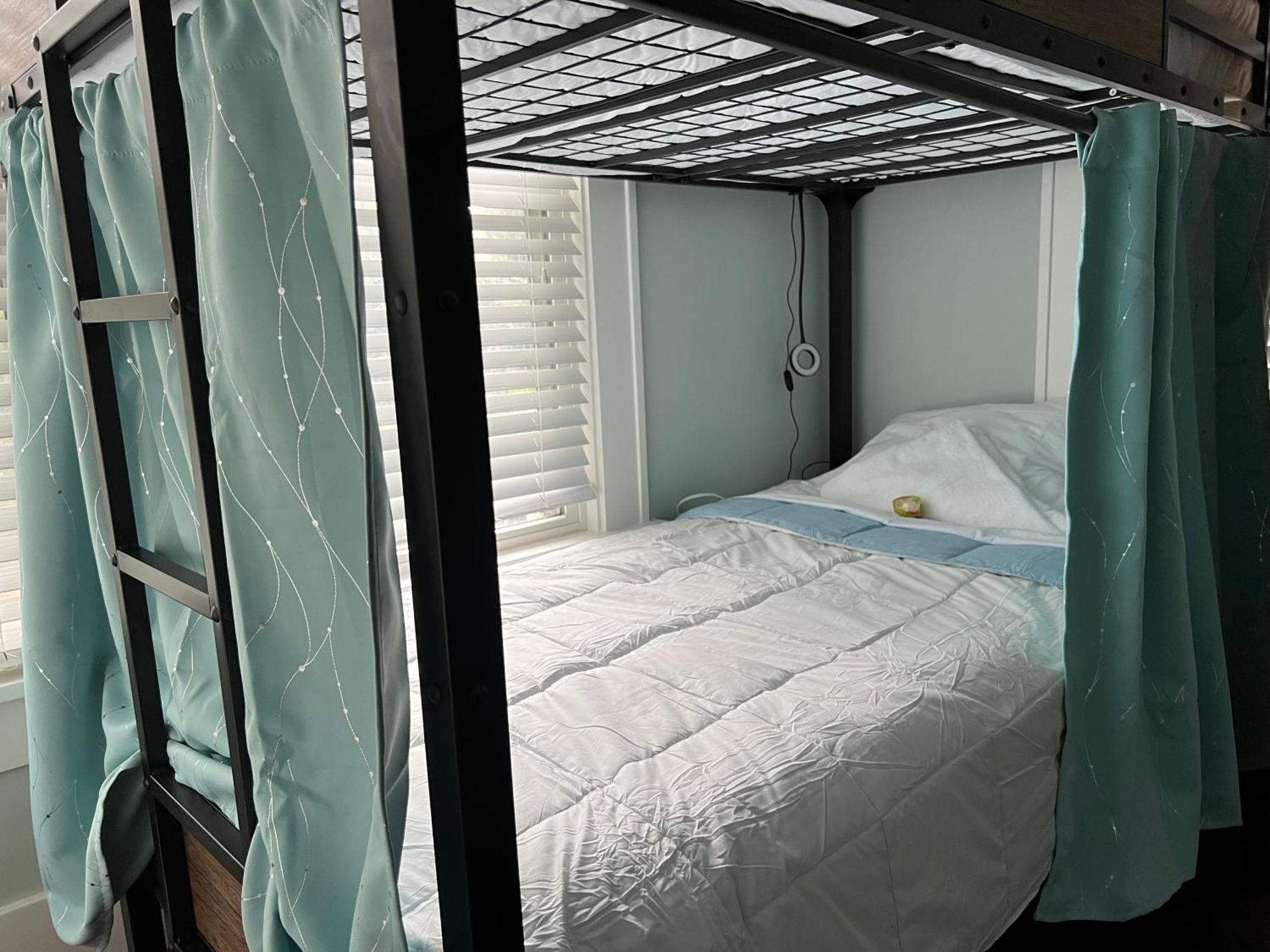 Mycrib Houston Hostel Εξωτερικό φωτογραφία