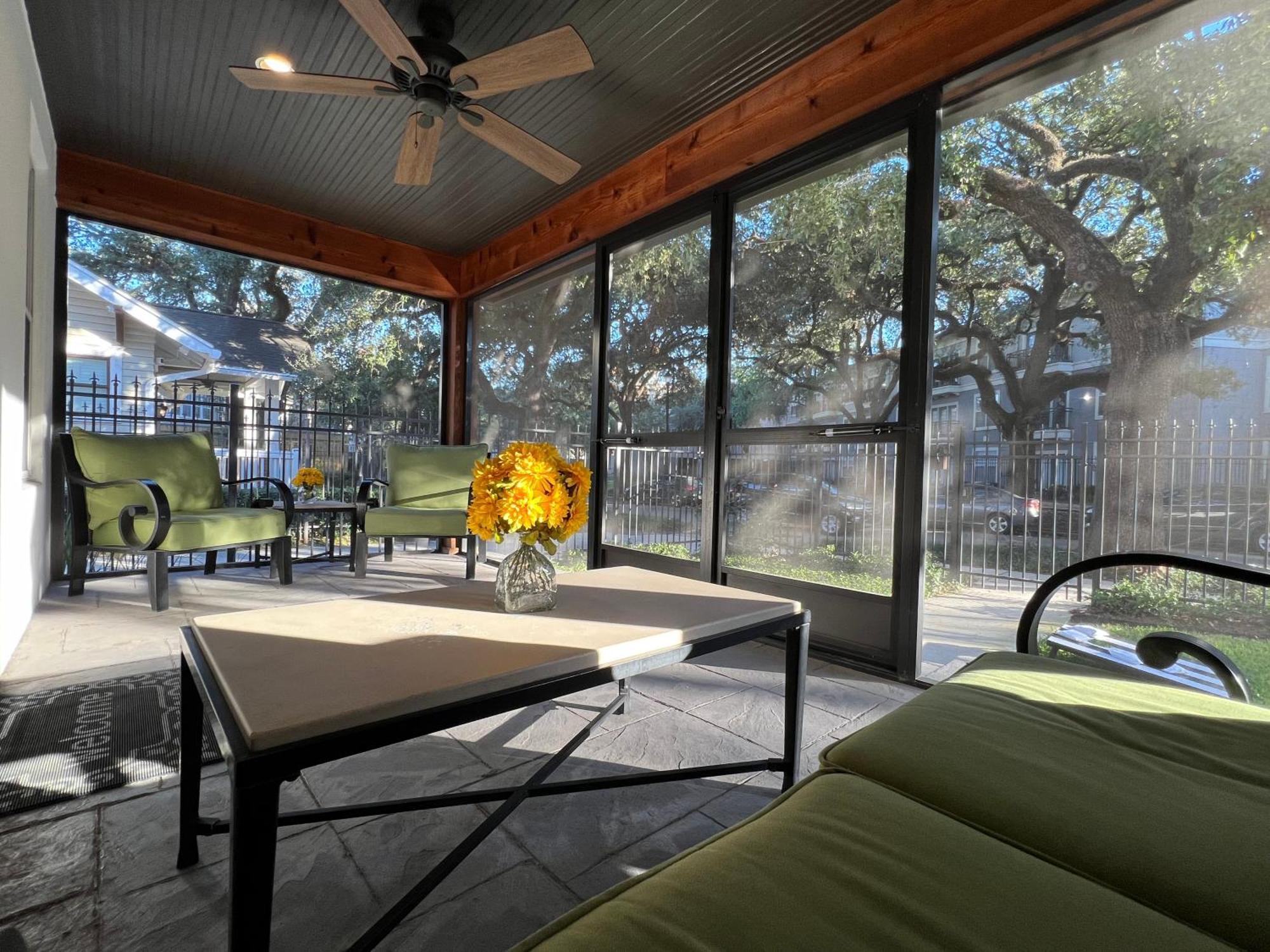 Mycrib Houston Hostel Εξωτερικό φωτογραφία