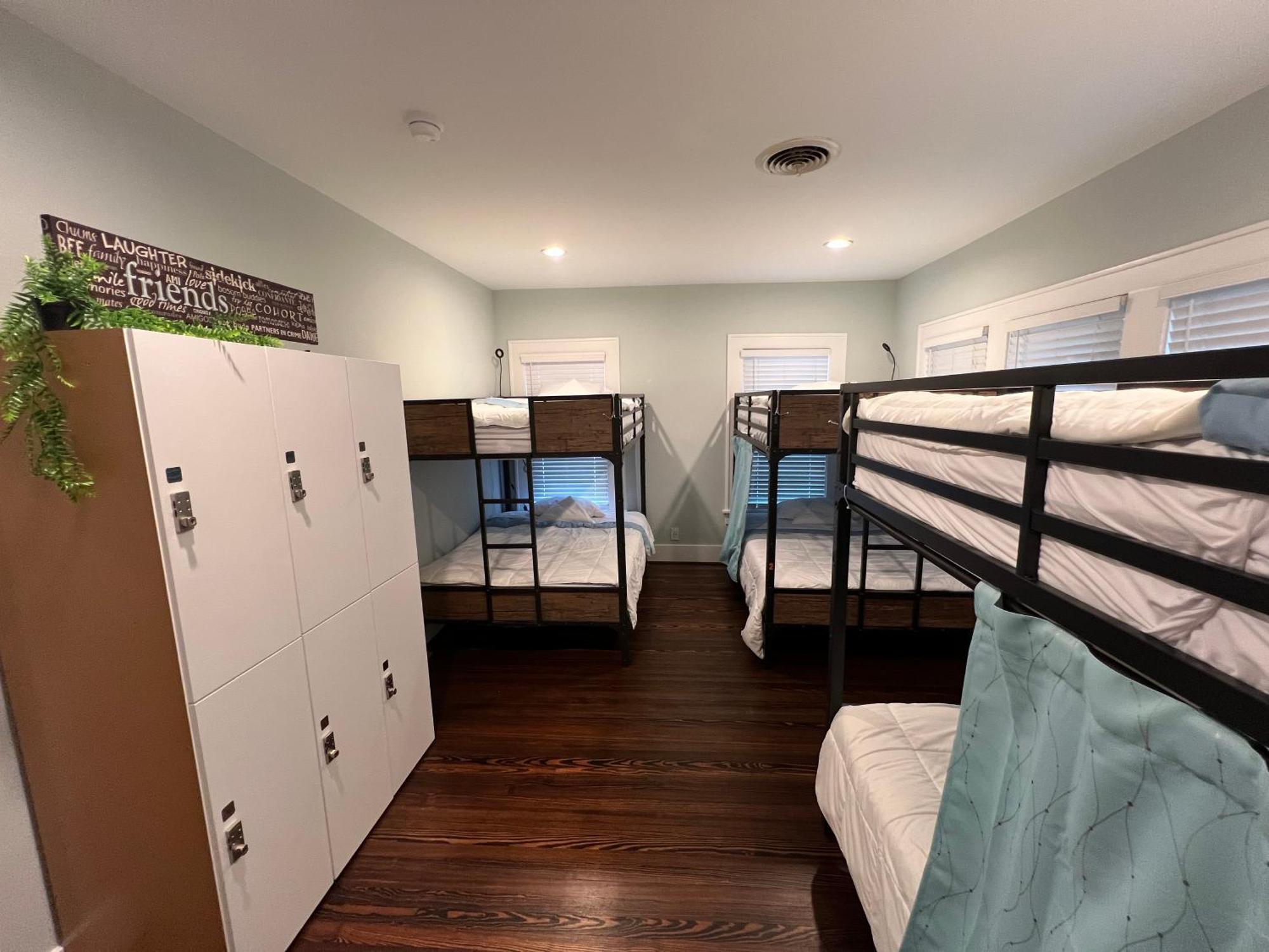 Mycrib Houston Hostel Εξωτερικό φωτογραφία