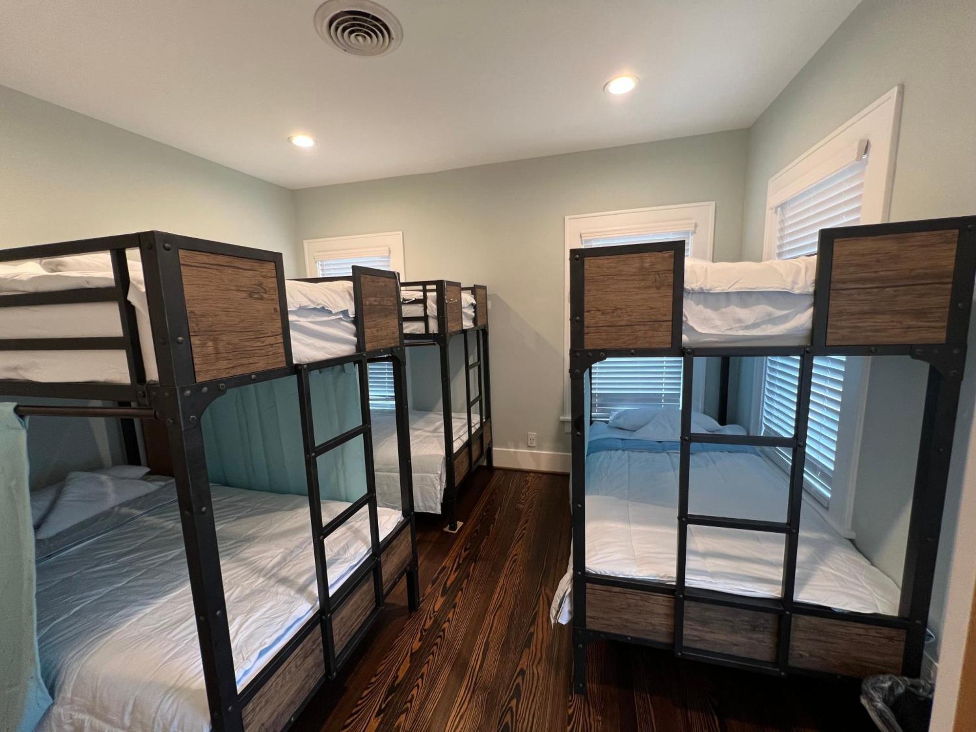 Mycrib Houston Hostel Εξωτερικό φωτογραφία